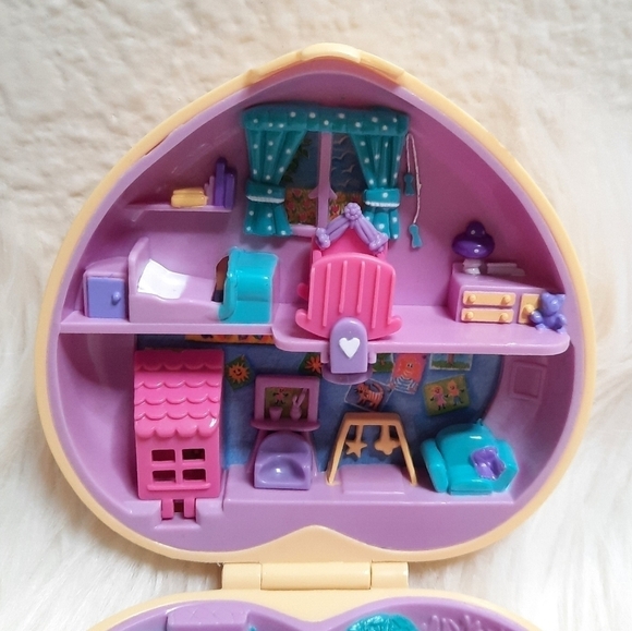 Vintage Bluebird Polly Pocket Strolling Baby Nursery Compact 1994 - Picture 4 of 10